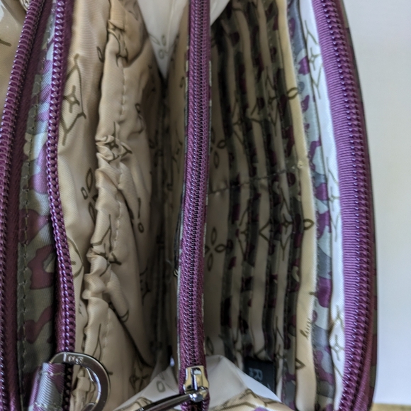 Lug Roundabout small convertible crossbody bag - Picture 3 of 9